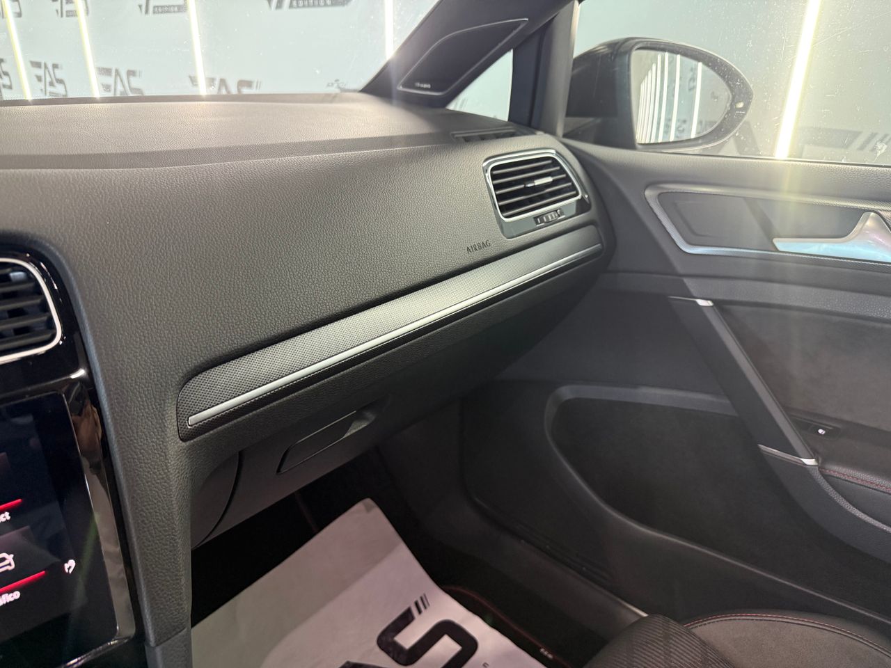 Imagen 148 del Volkswagen Golf en Auto Select Edition, Figueres
