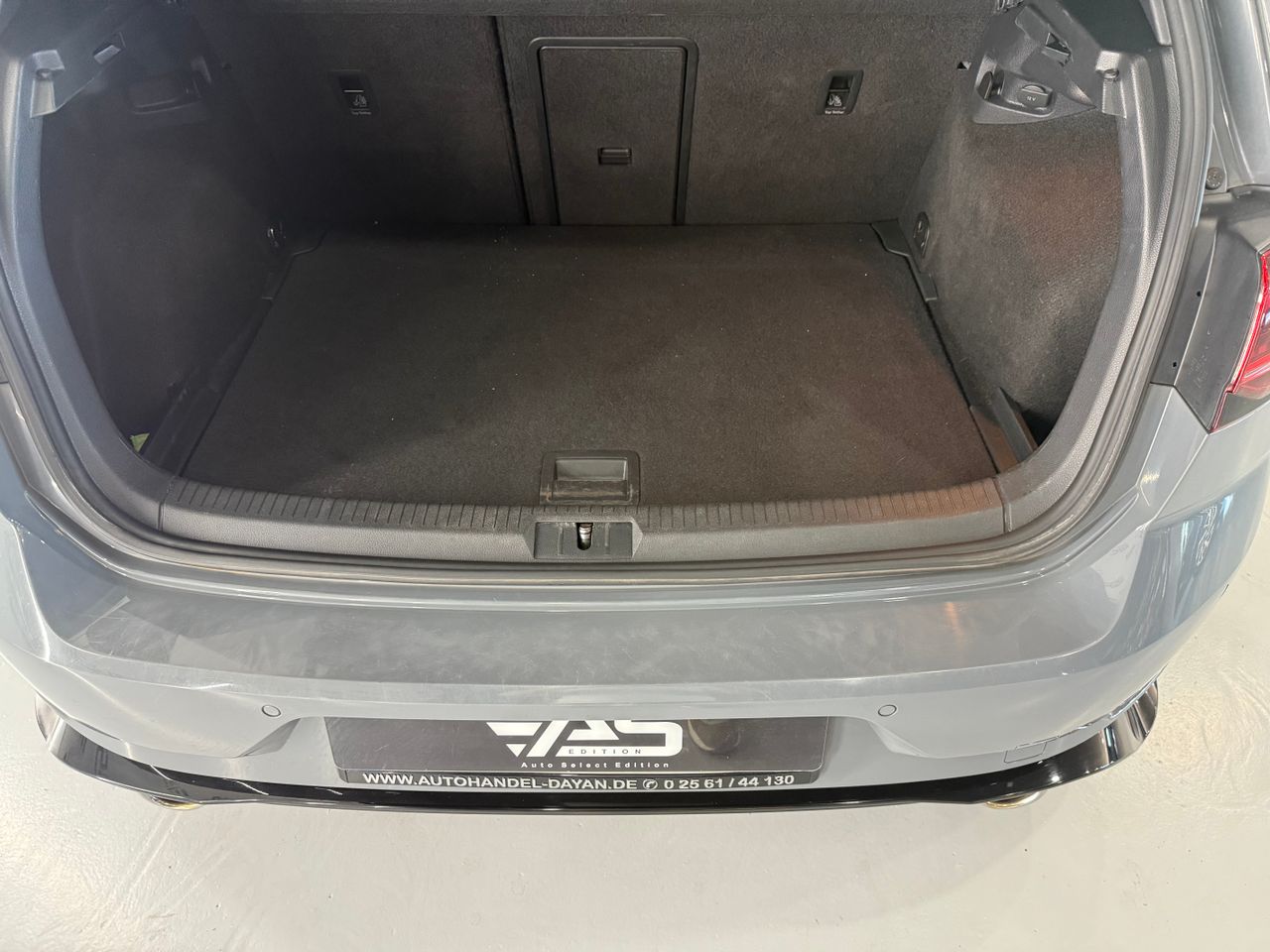 Imagen 60 del Volkswagen Golf en Auto Select Edition, Figueres