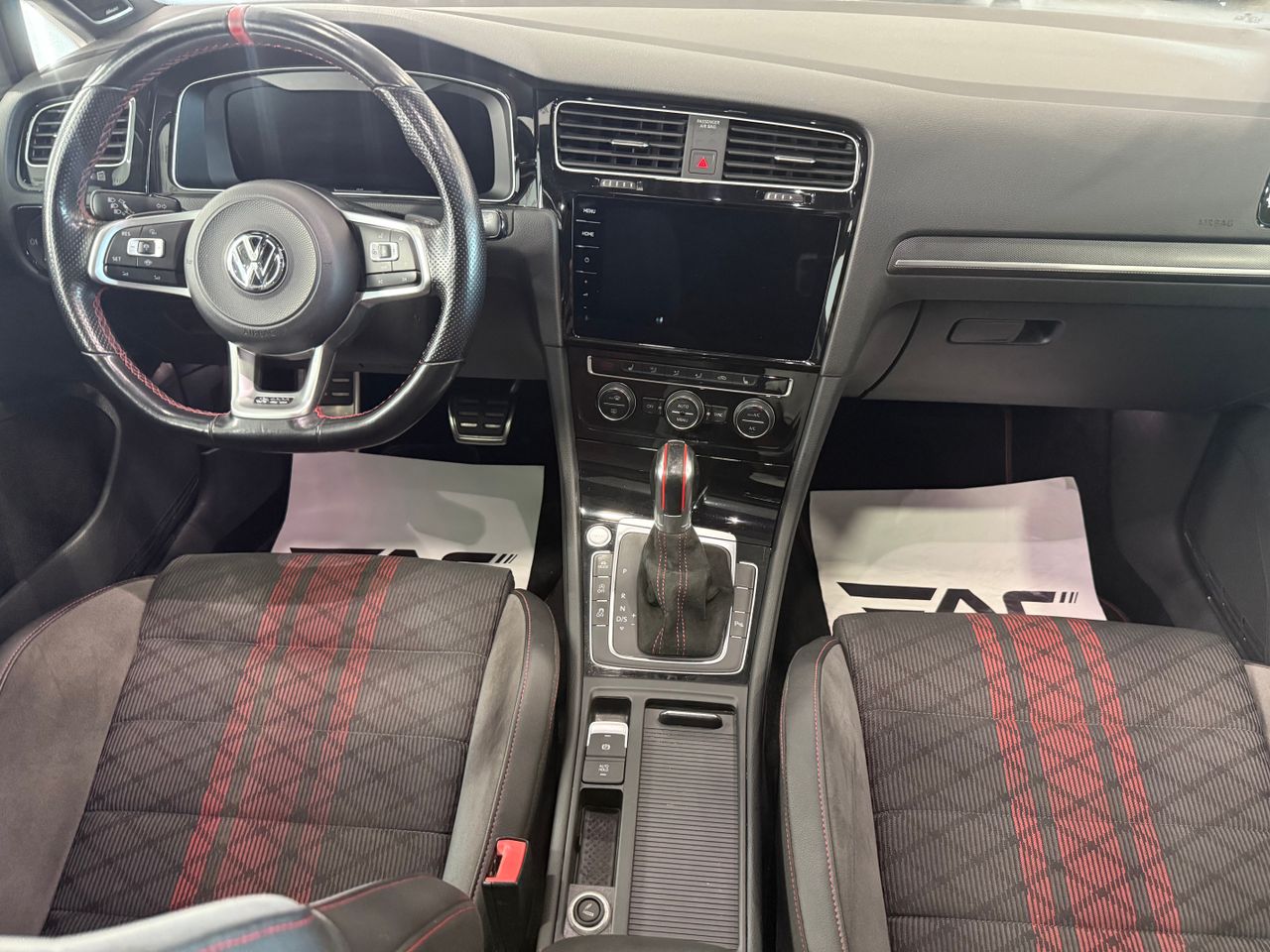 Imagen 106 del Volkswagen Golf en Auto Select Edition, Figueres