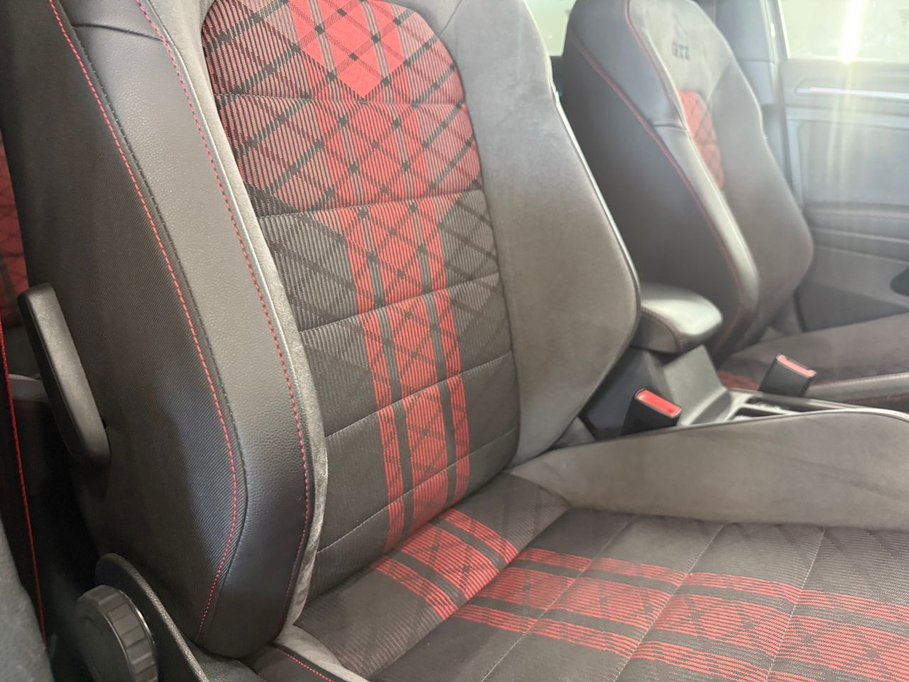 Imagen 87 del Volkswagen Golf en Auto Select Edition, Figueres