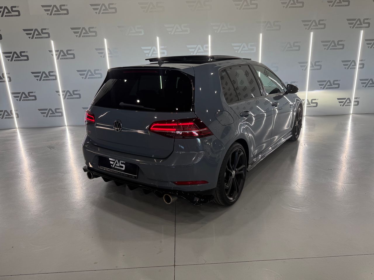 Imagen 4 del Volkswagen Golf en Auto Select Edition, Figueres