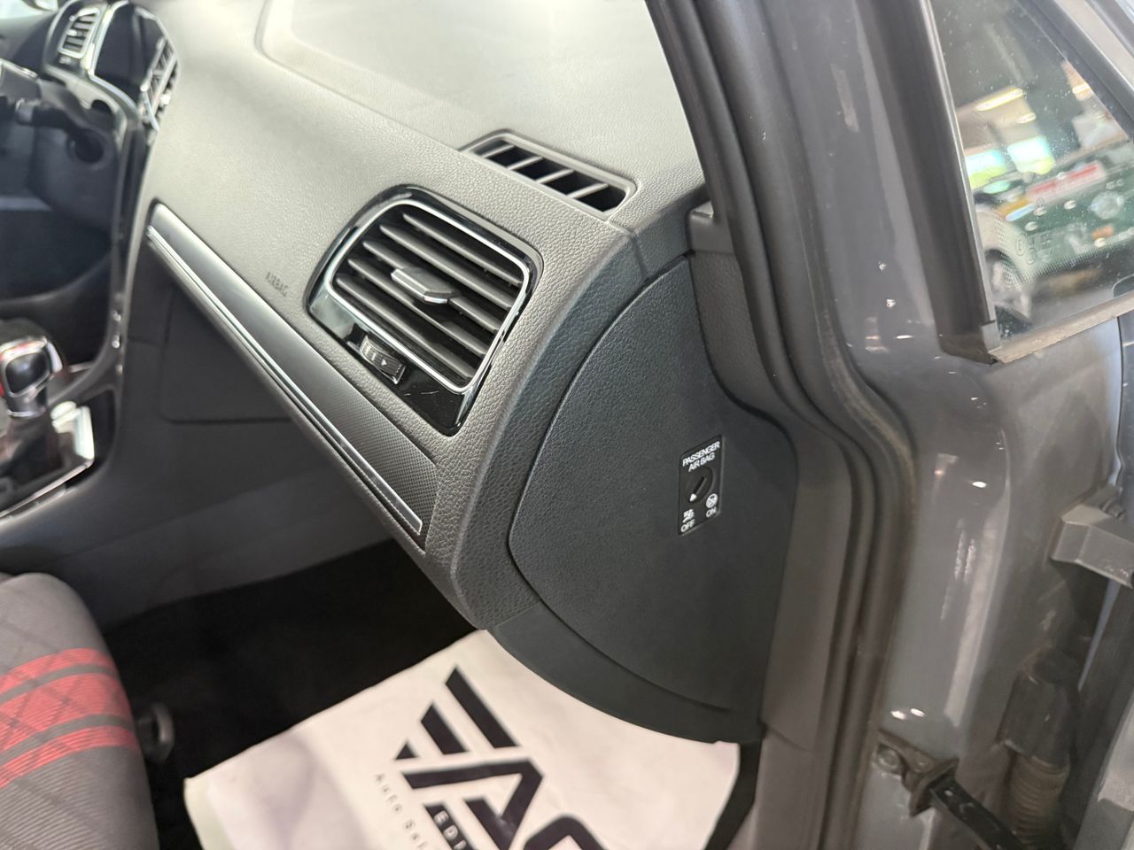Imagen 79 del Volkswagen Golf en Auto Select Edition, Figueres