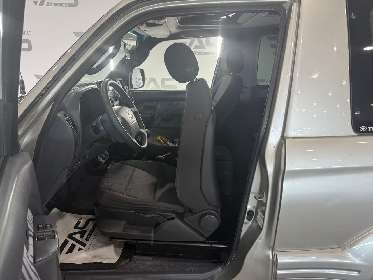 Imagen 149 del Toyota Land Cruiser en Auto Select Edition, Figueres
