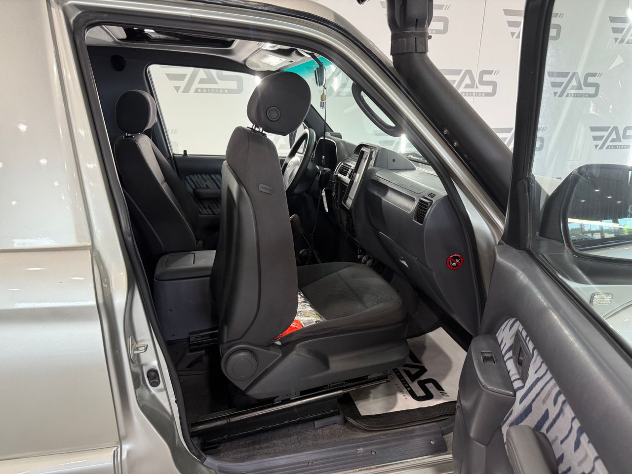 Imagen 180 del Toyota Land Cruiser en Auto Select Edition, Figueres