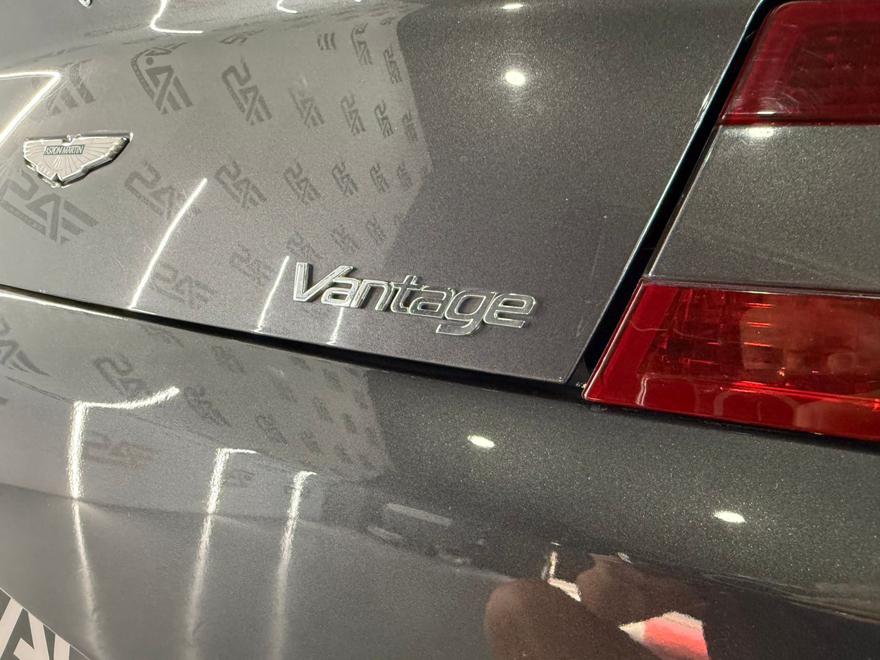 Imagen 17 del Aston martin V8 Vantage en Auto Select Edition, Figueres