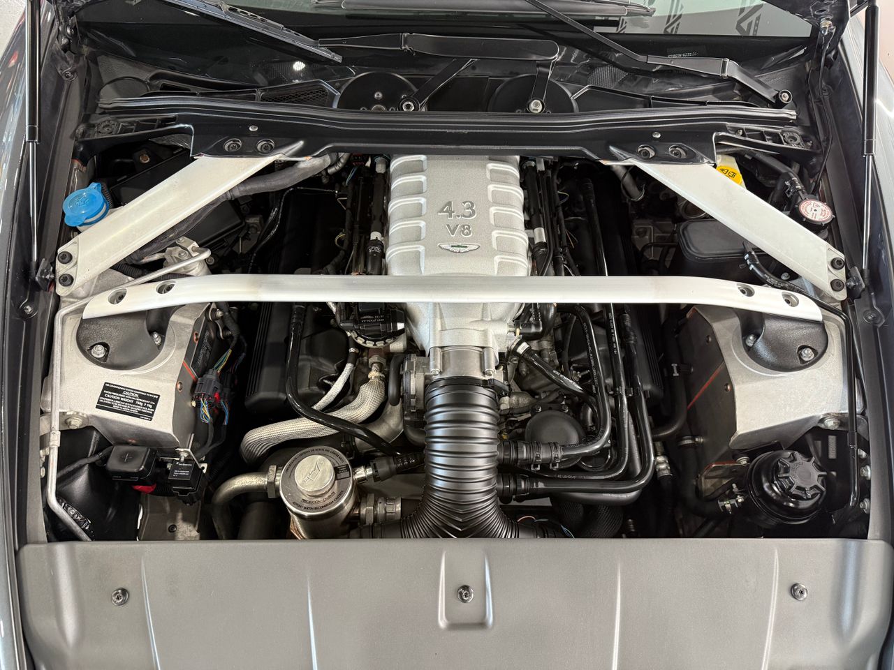 Imagen 64 del Aston martin V8 Vantage en Auto Select Edition, Figueres