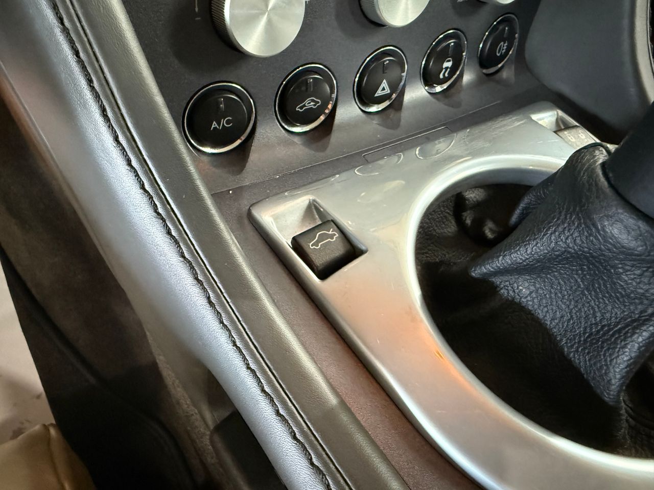 Imagen 166 del Aston martin V8 Vantage en Auto Select Edition, Figueres