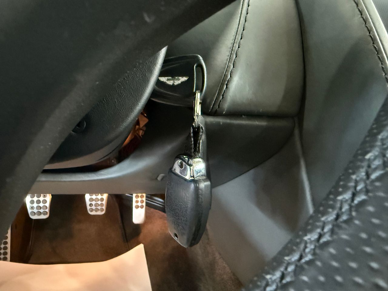 Imagen 171 del Aston martin V8 Vantage en Auto Select Edition, Figueres