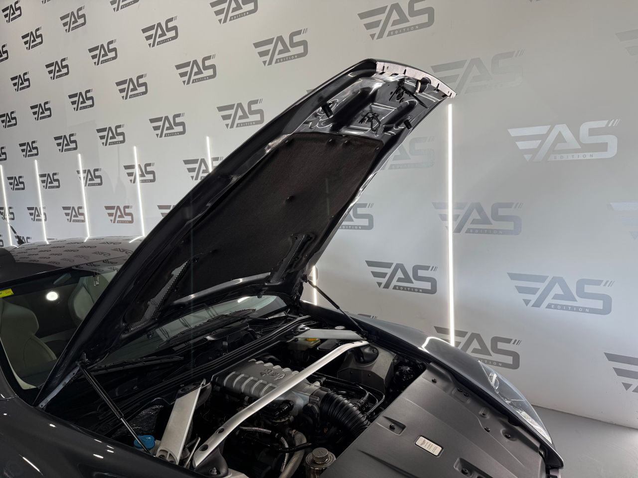 Imagen 78 del Aston martin V8 Vantage en Auto Select Edition, Figueres