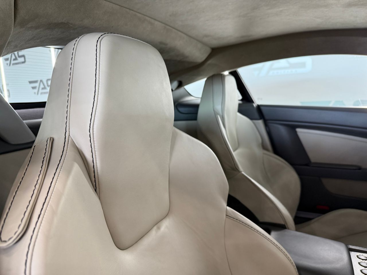 Imagen 108 del Aston martin V8 Vantage en Auto Select Edition, Figueres