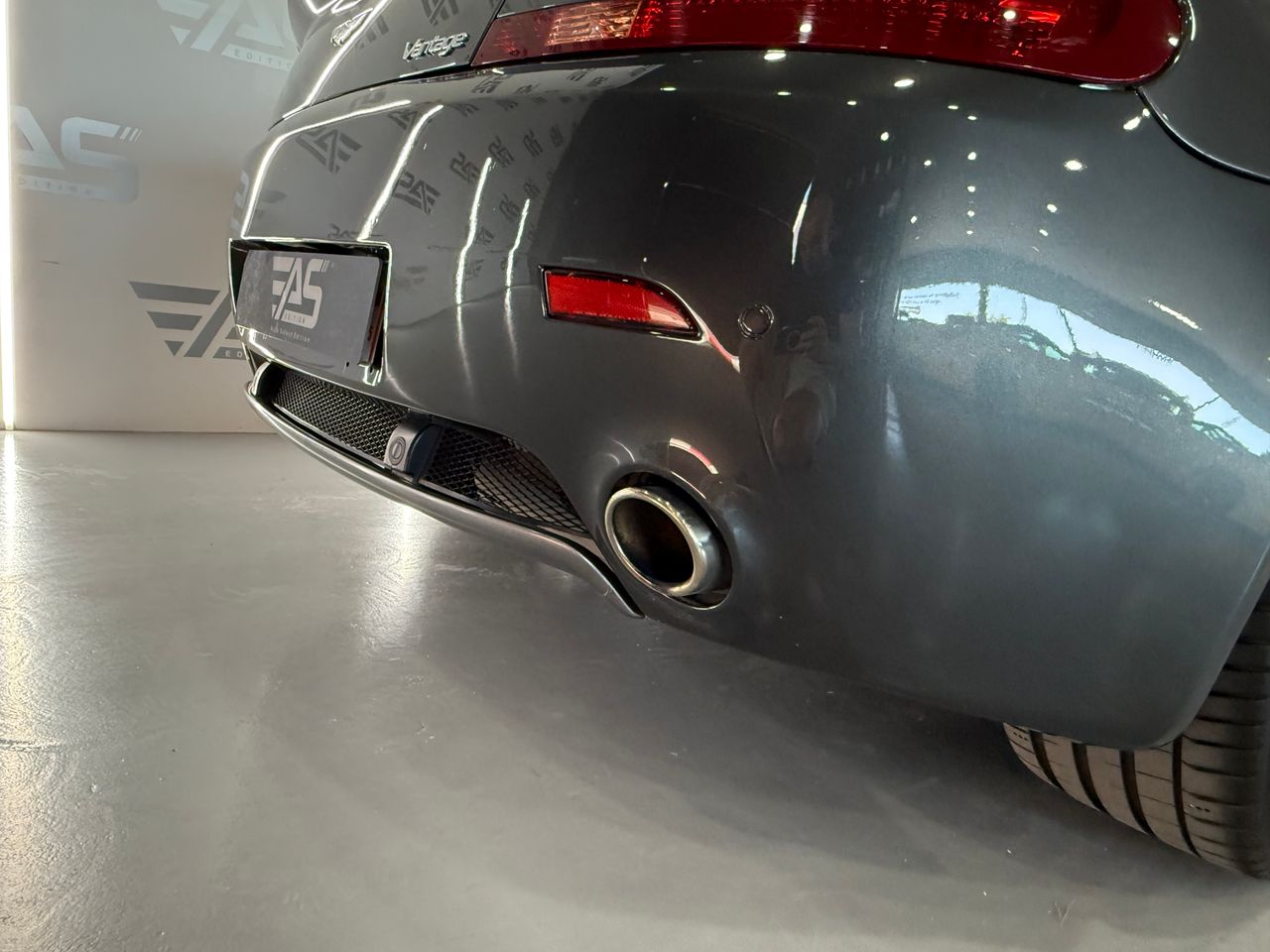 Imagen 12 del Aston martin V8 Vantage en Auto Select Edition, Figueres