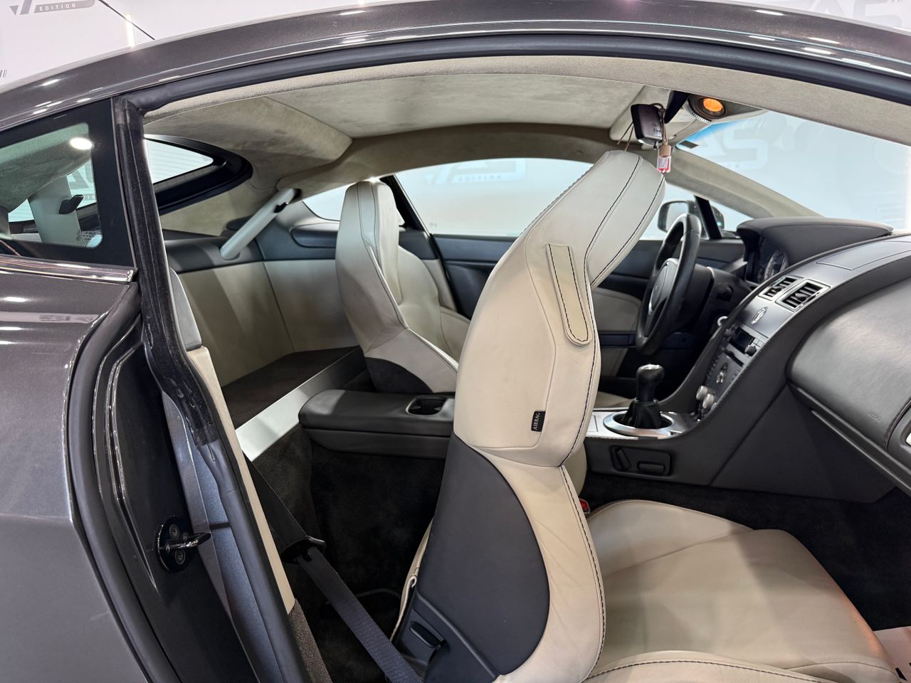 Imagen 117 del Aston martin V8 Vantage en Auto Select Edition, Figueres