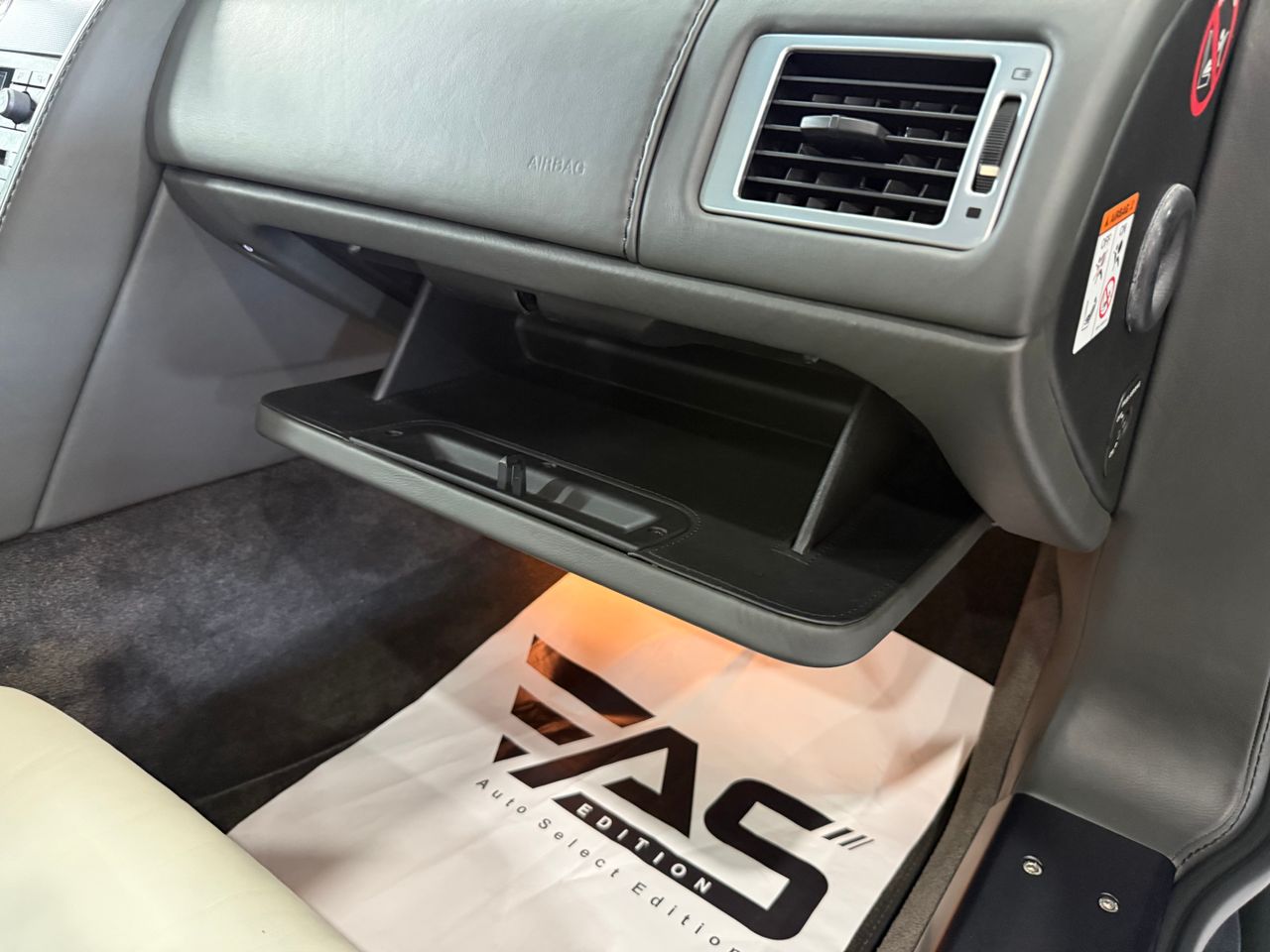 Imagen 126 del Aston martin V8 Vantage en Auto Select Edition, Figueres