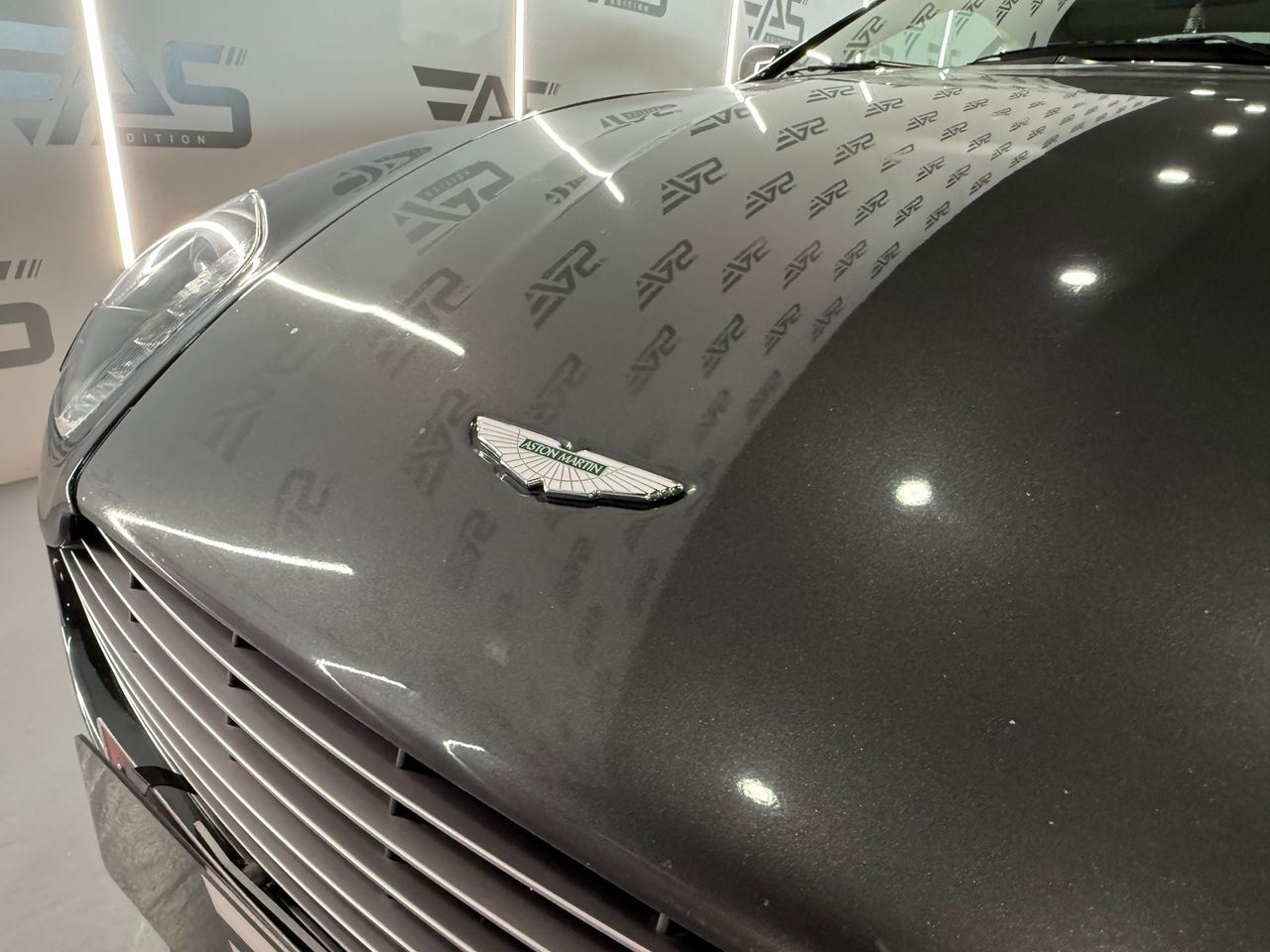 Imagen 38 del Aston martin V8 Vantage en Auto Select Edition, Figueres