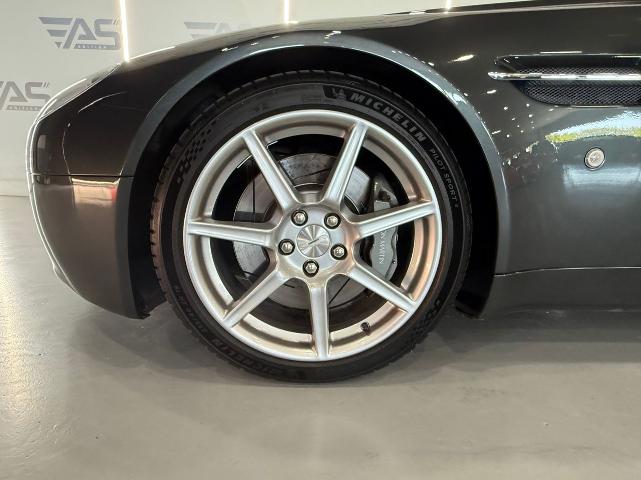 Imagen 61 del Aston martin V8 Vantage en Auto Select Edition, Figueres