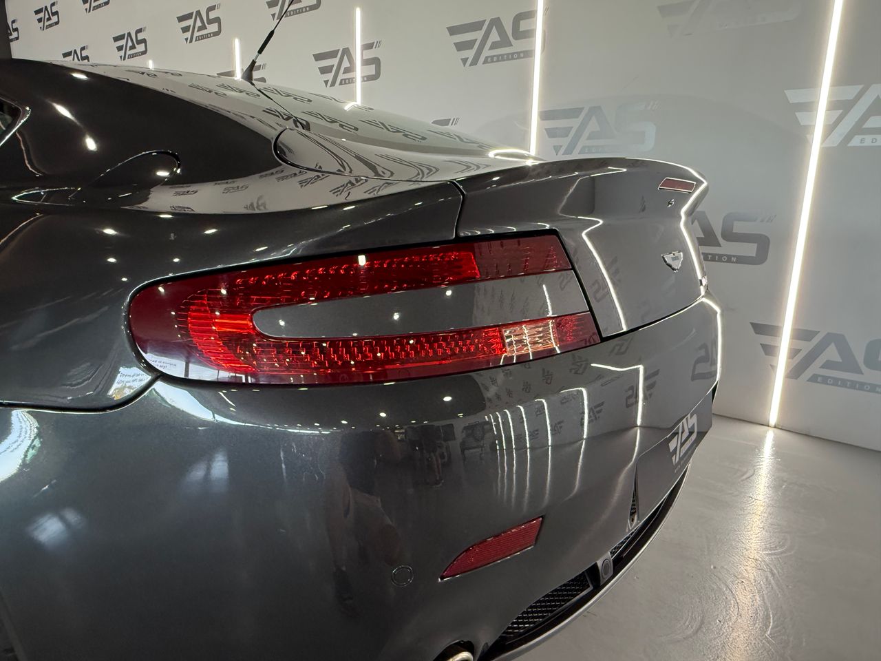 Imagen 54 del Aston martin V8 Vantage en Auto Select Edition, Figueres