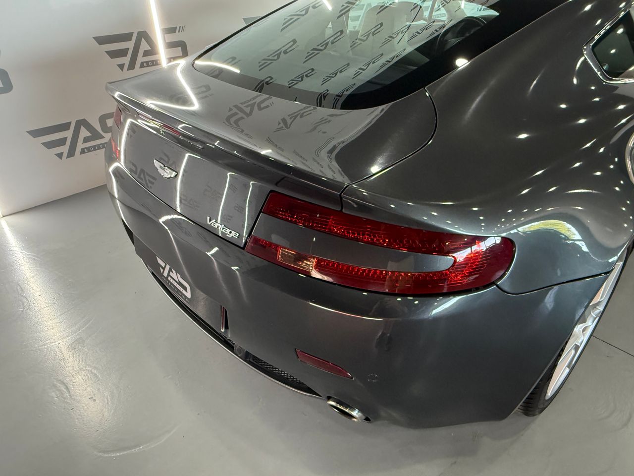 Imagen 20 del Aston martin V8 Vantage en Auto Select Edition, Figueres