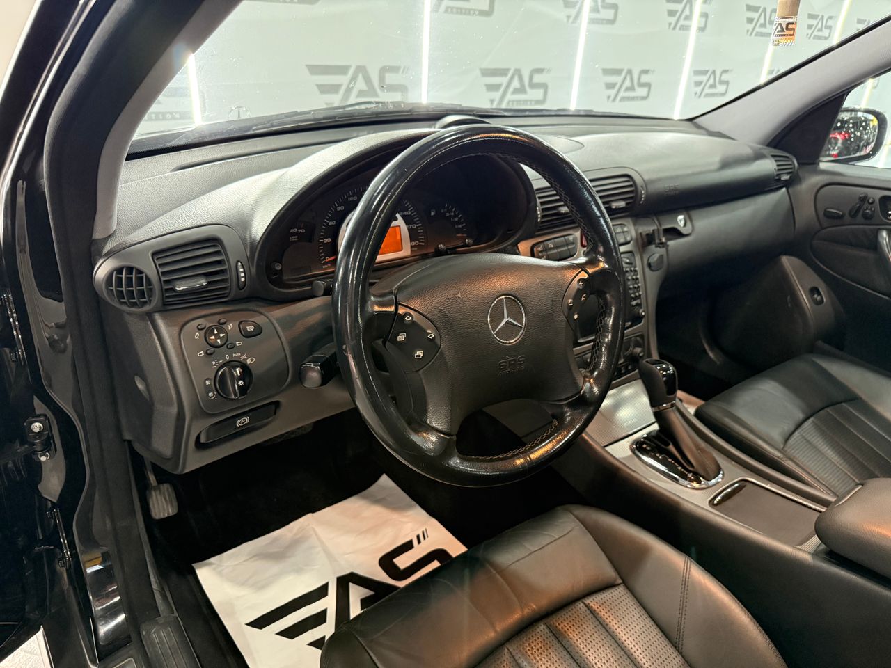 Imagen 156 del Mercedes Clase C en Auto Select Edition, Figueres