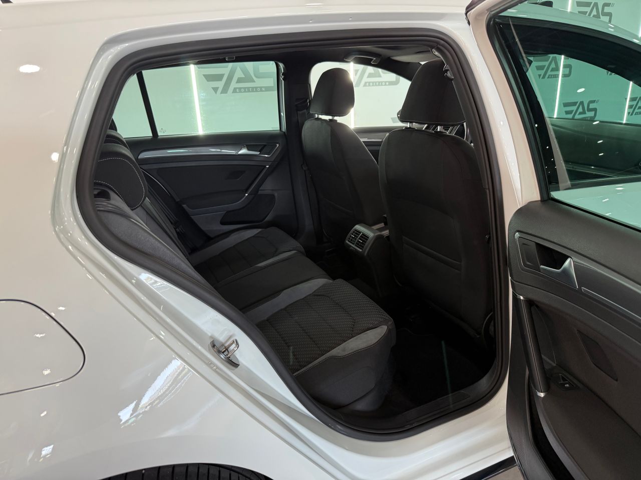 Imagen 149 del Volkswagen Golf en Auto Select Edition, Figueres