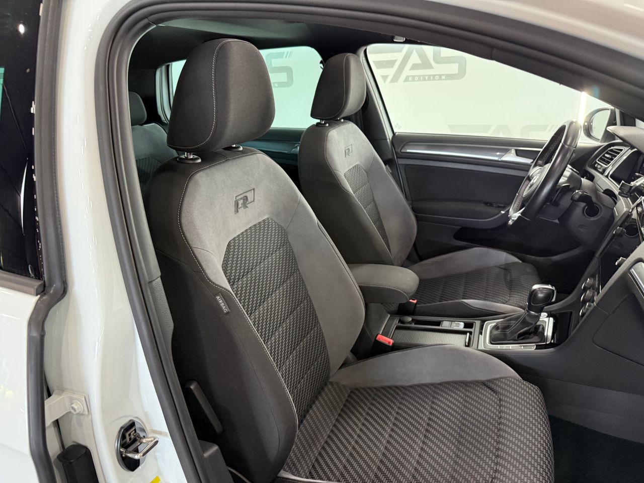 Imagen 126 del Volkswagen Golf en Auto Select Edition, Figueres