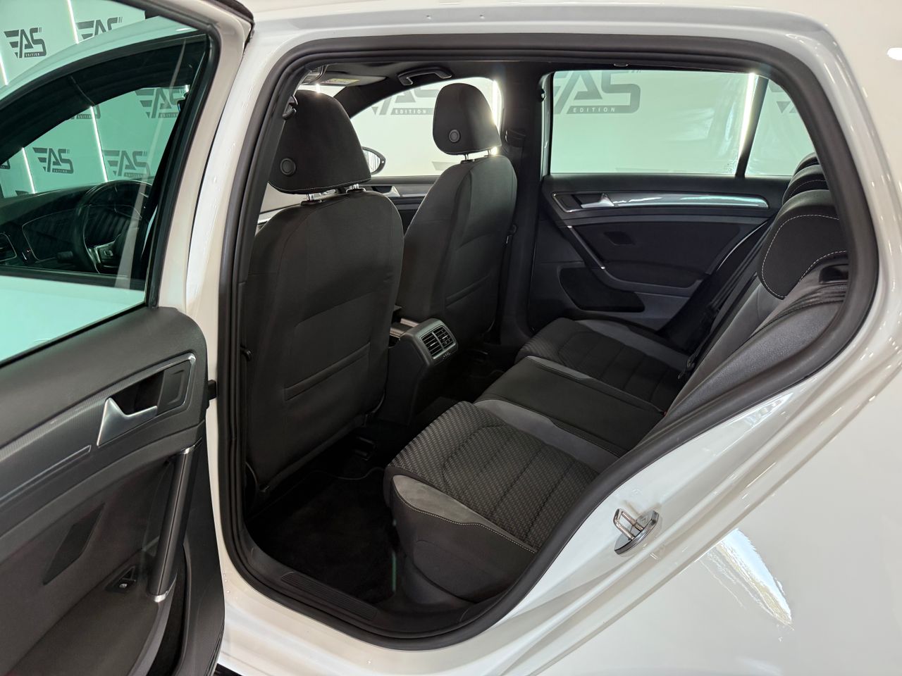 Imagen 169 del Volkswagen Golf en Auto Select Edition, Figueres