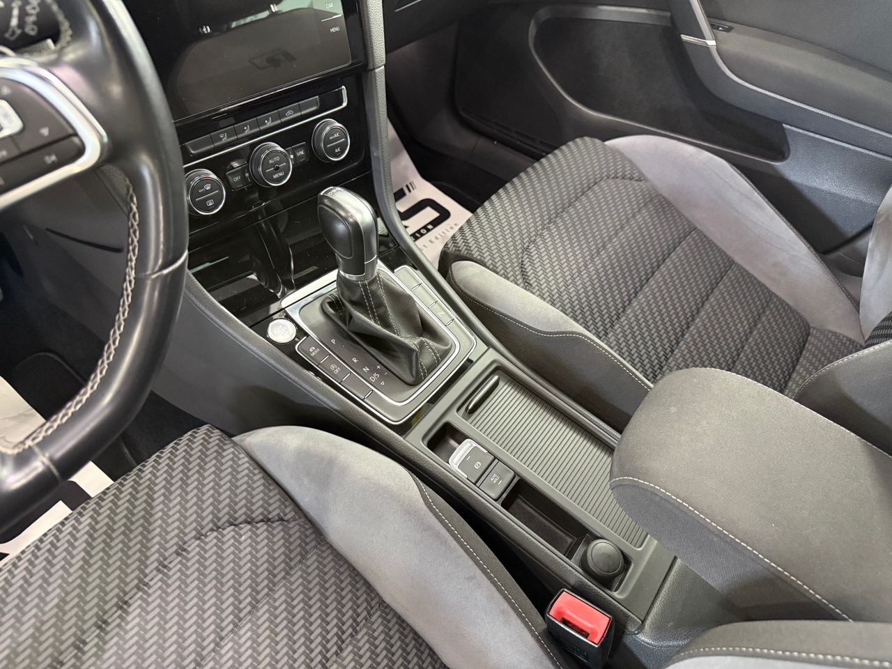 Imagen 199 del Volkswagen Golf en Auto Select Edition, Figueres