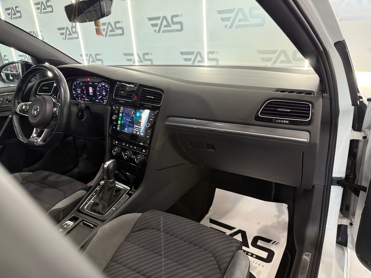 Imagen 213 del Volkswagen Golf en Auto Select Edition, Figueres