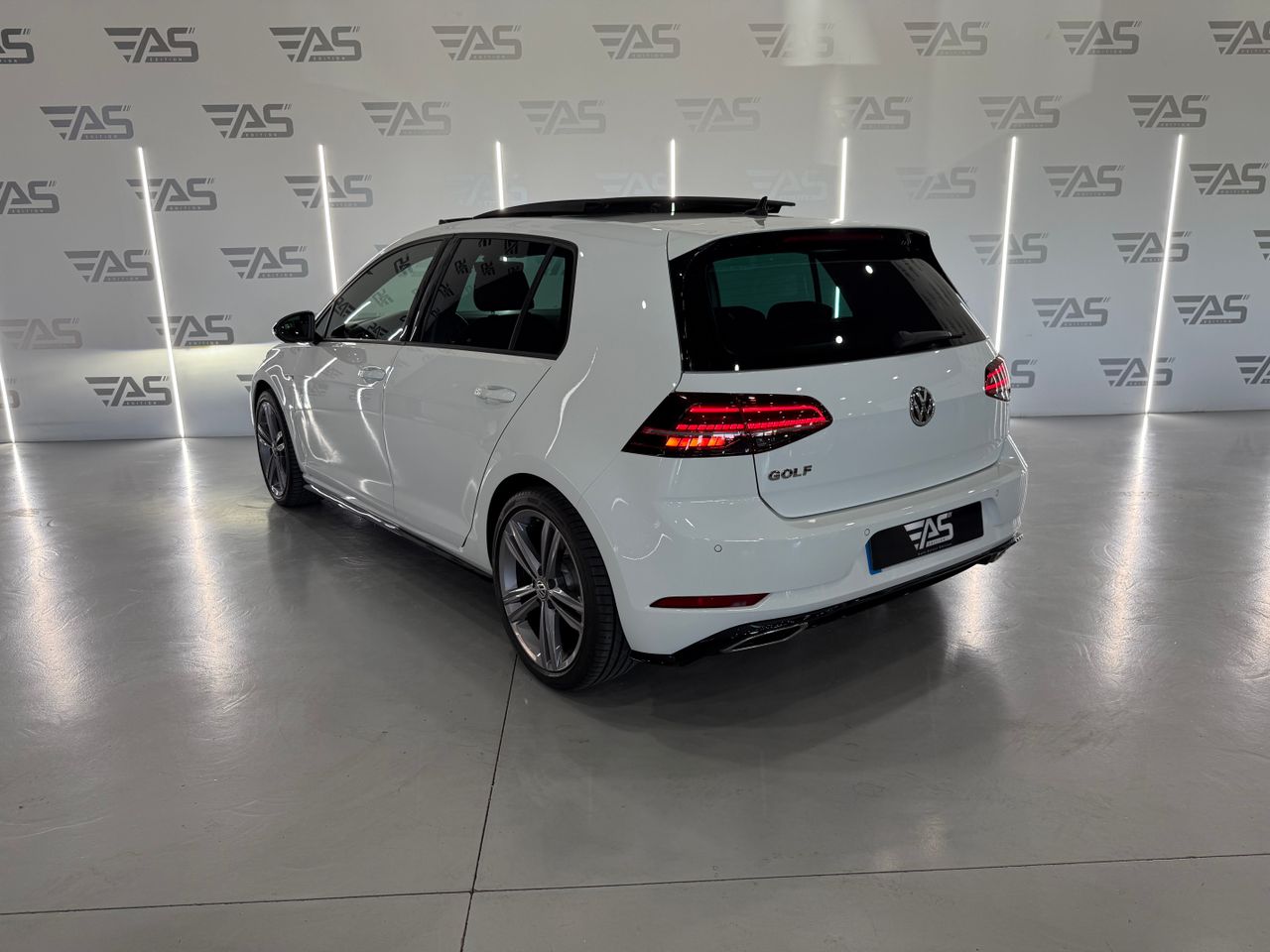 Imagen 5 del Volkswagen Golf en Auto Select Edition, Figueres