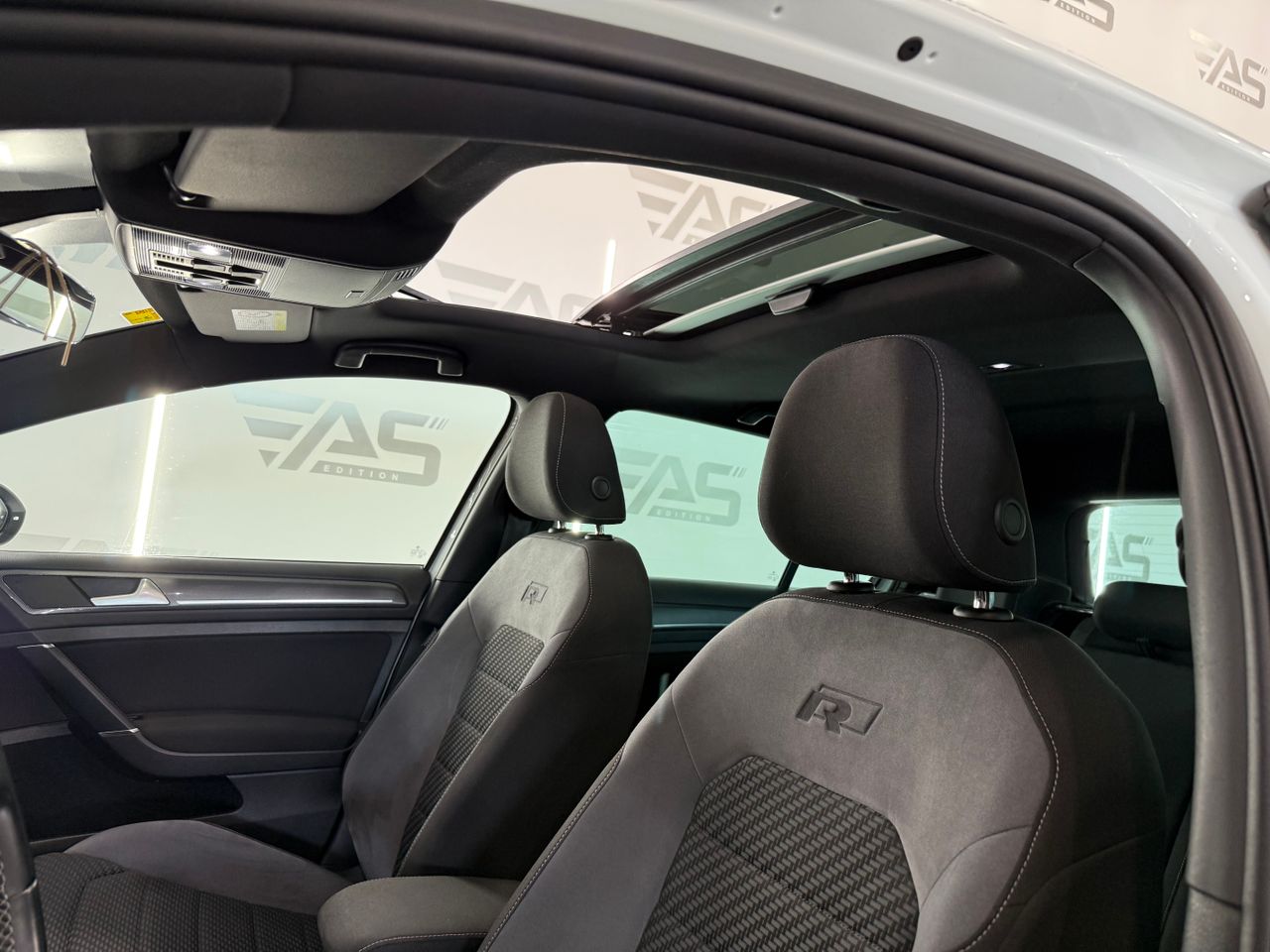 Imagen 192 del Volkswagen Golf en Auto Select Edition, Figueres