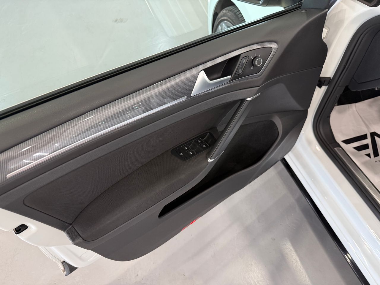 Imagen 181 del Volkswagen Golf en Auto Select Edition, Figueres