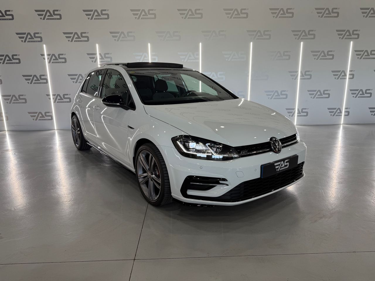 Imagen 3 del Volkswagen Golf en Auto Select Edition, Figueres