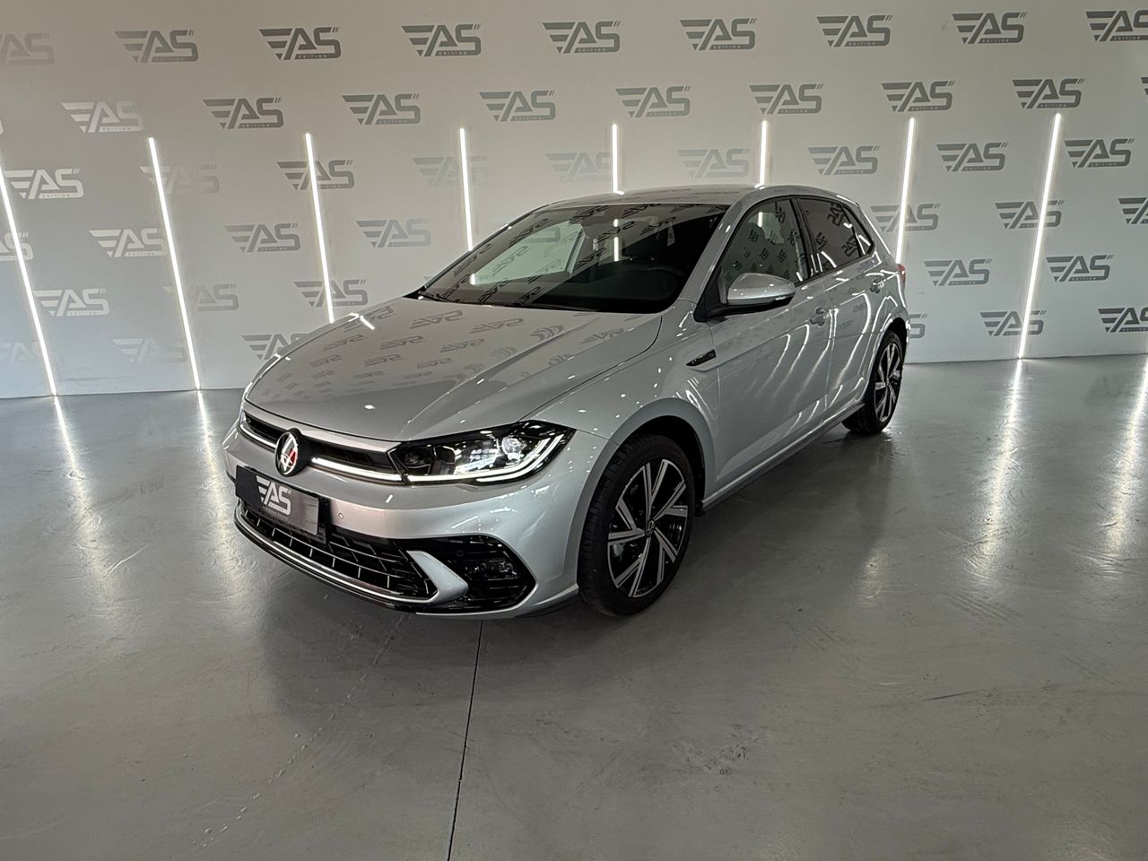 Volkswagen Polo R-Line 1.0 TSI 85kW (116CV) DSG – Reestreno !!!