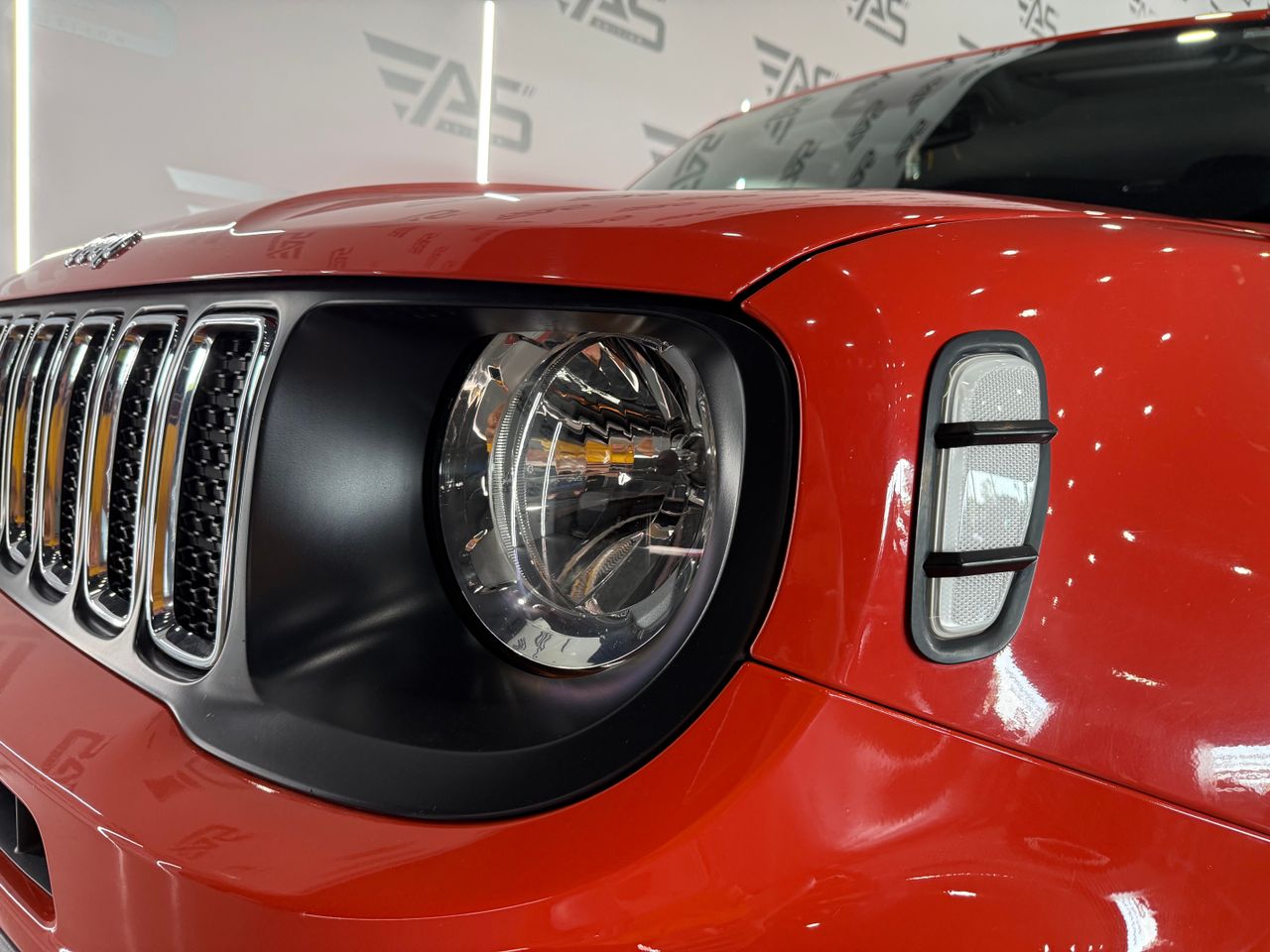 Imagen 10 del Jeep Renegade en Auto Select Edition, Figueres