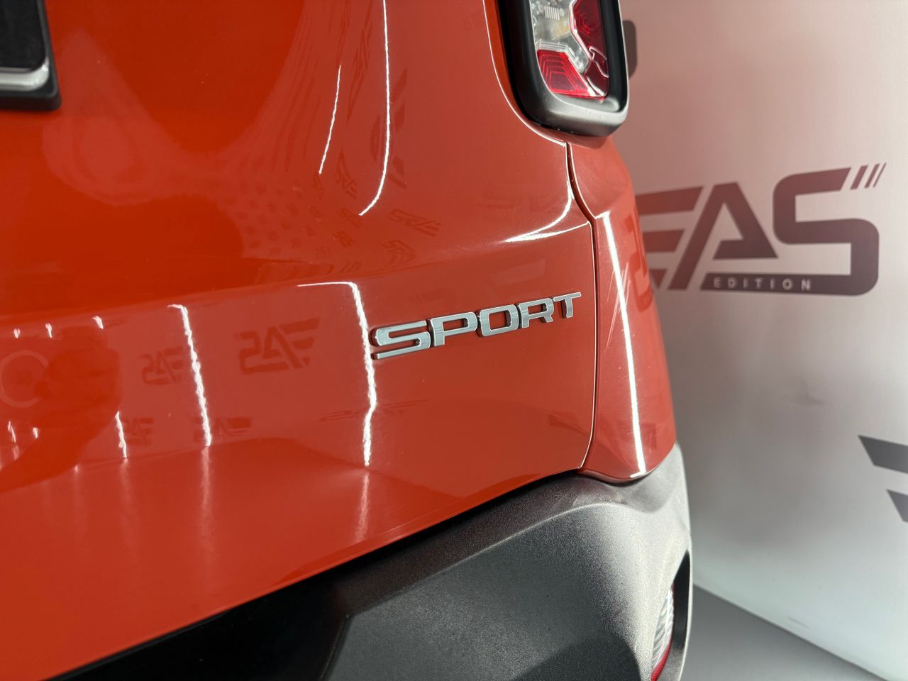 Imagen 33 del Jeep Renegade en Auto Select Edition, Figueres
