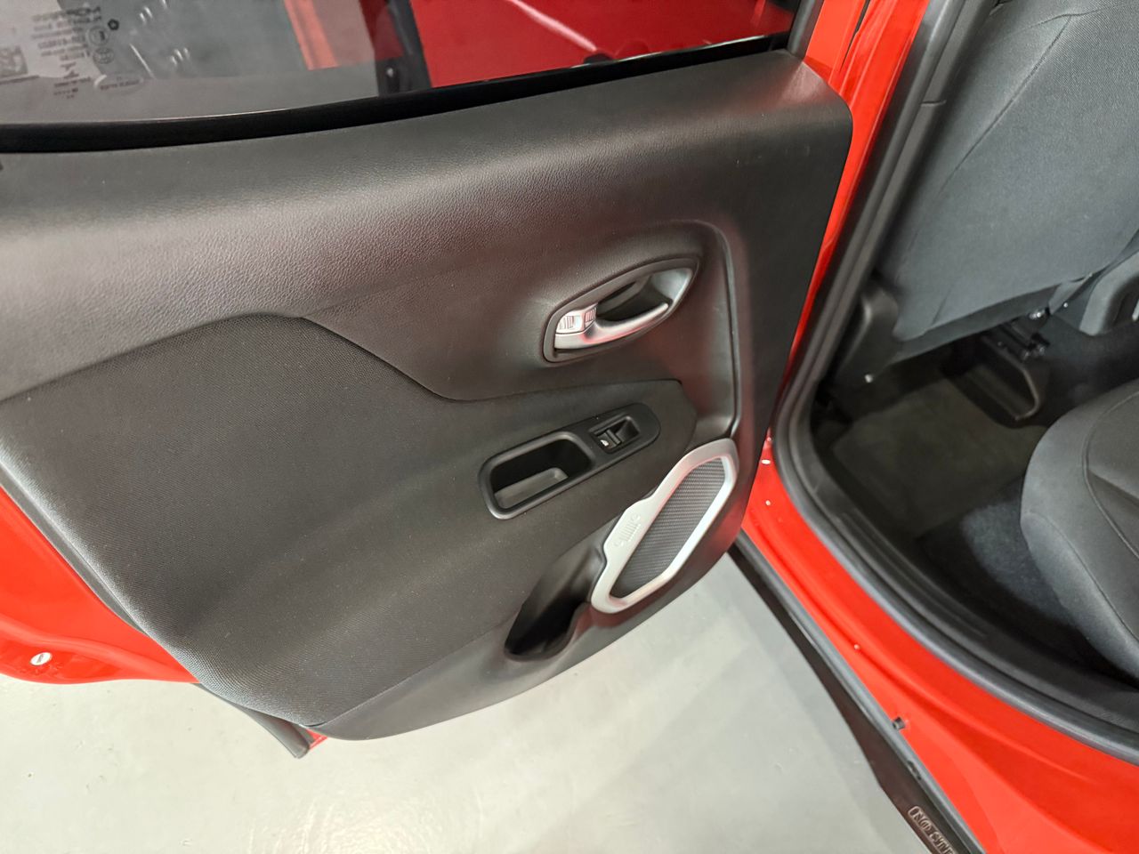 Imagen 83 del Jeep Renegade en Auto Select Edition, Figueres