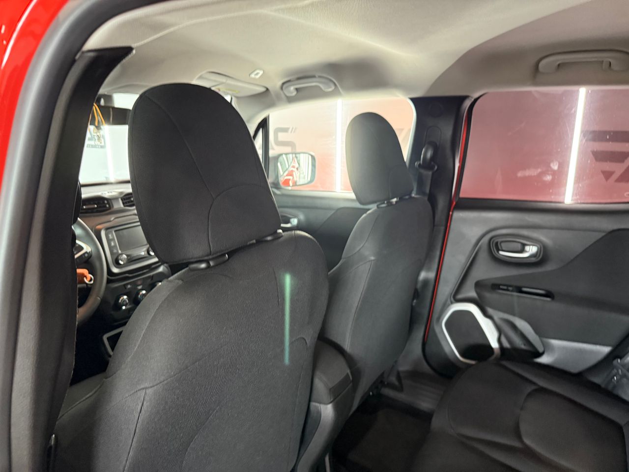 Imagen 87 del Jeep Renegade en Auto Select Edition, Figueres