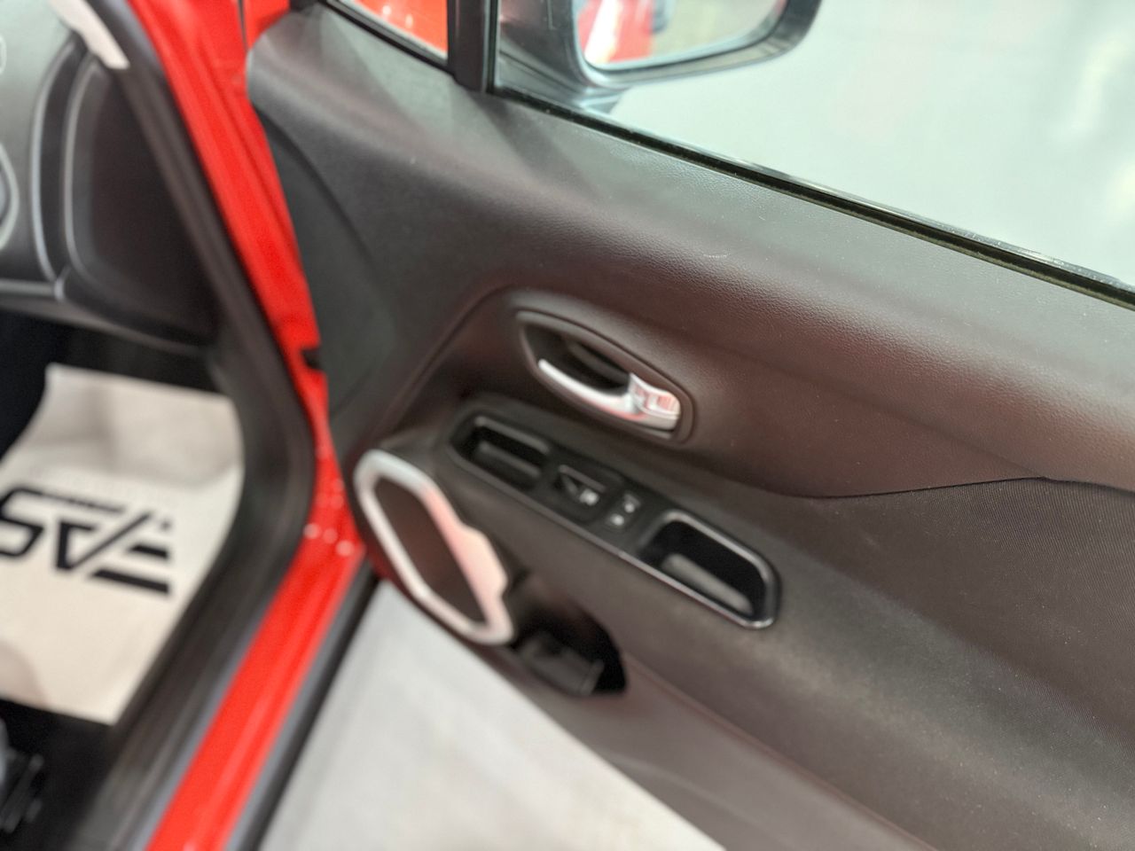 Imagen 138 del Jeep Renegade en Auto Select Edition, Figueres