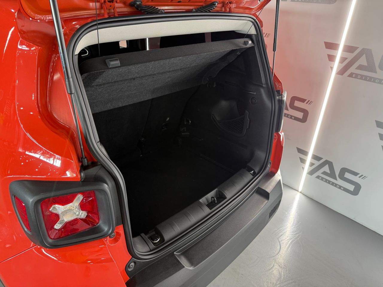 Imagen 74 del Jeep Renegade en Auto Select Edition, Figueres