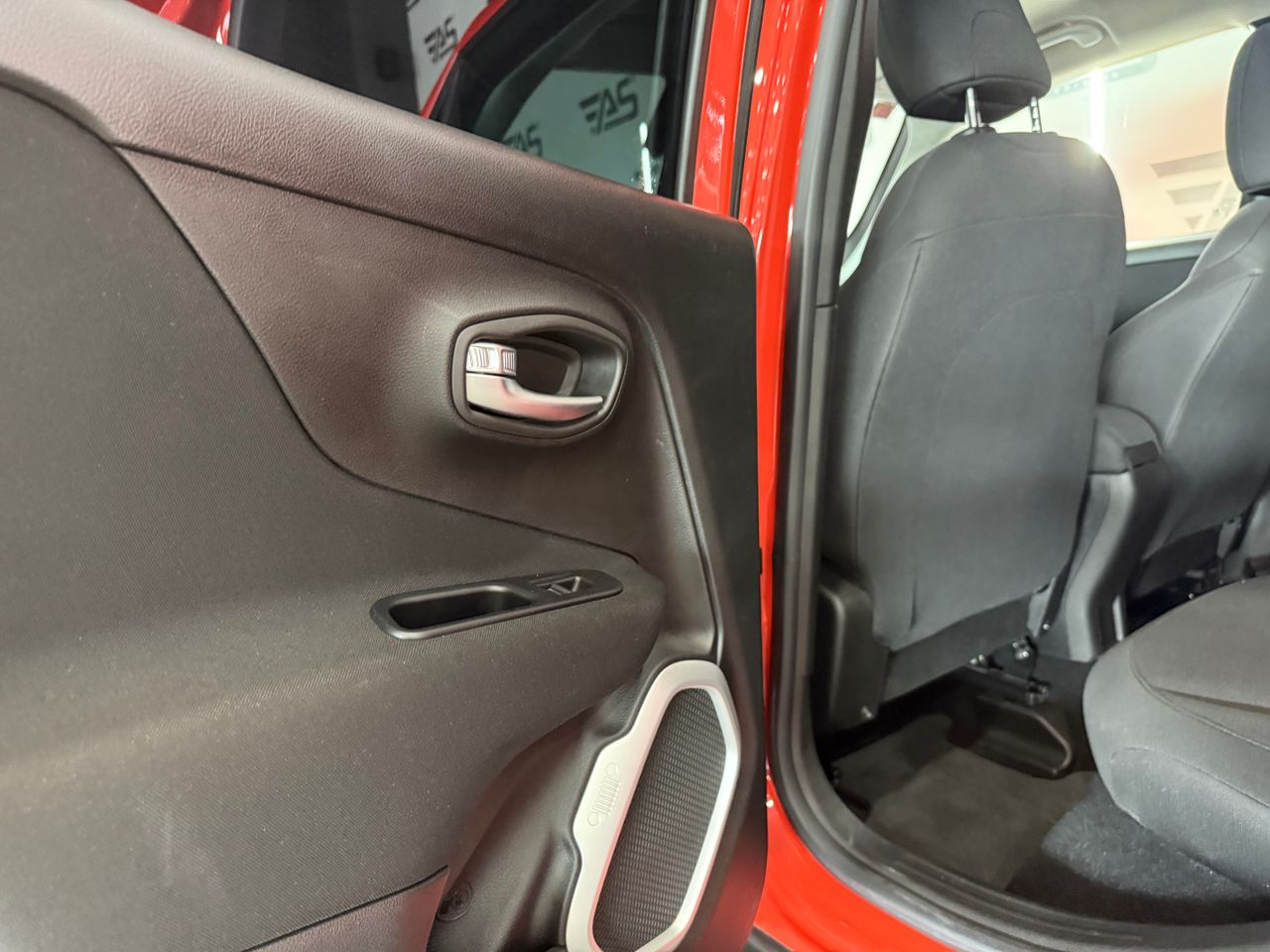 Imagen 84 del Jeep Renegade en Auto Select Edition, Figueres