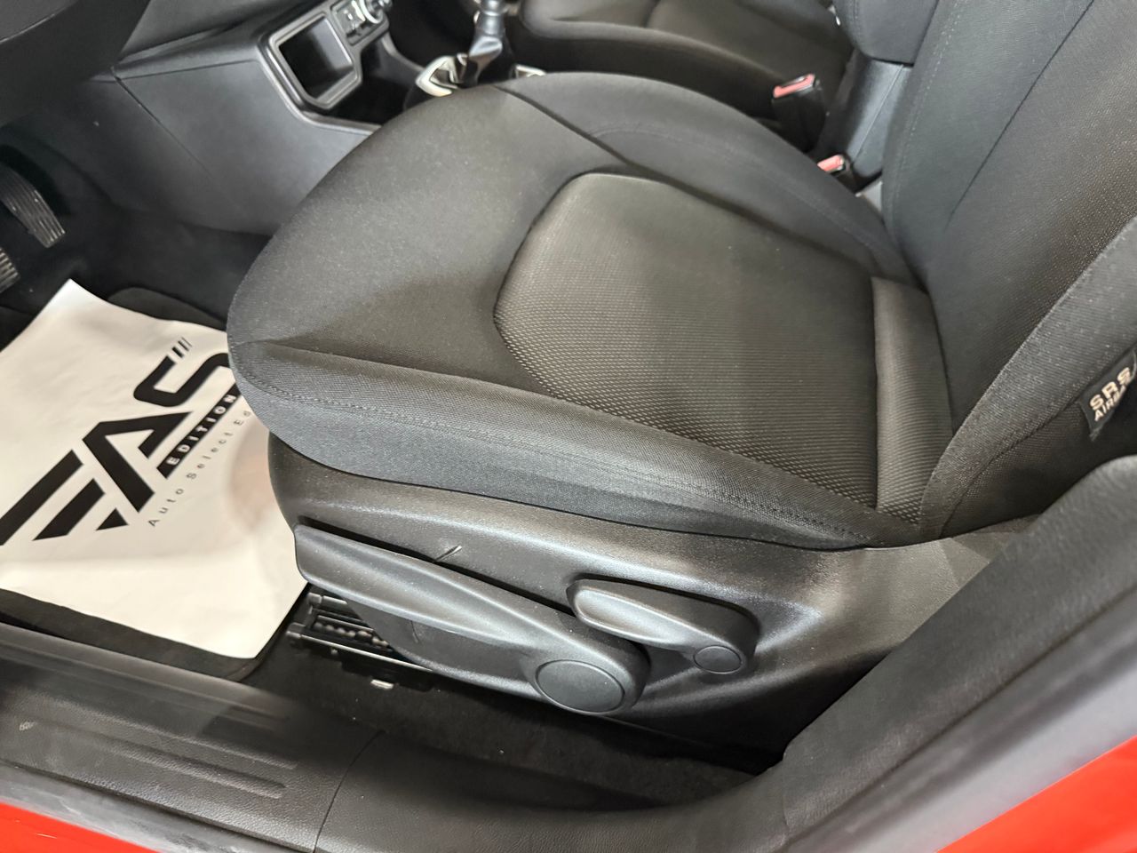 Imagen 101 del Jeep Renegade en Auto Select Edition, Figueres