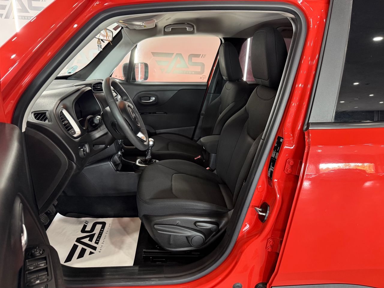 Imagen 100 del Jeep Renegade en Auto Select Edition, Figueres