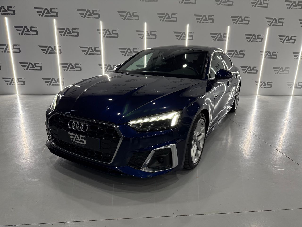 audi a5 2021 /
