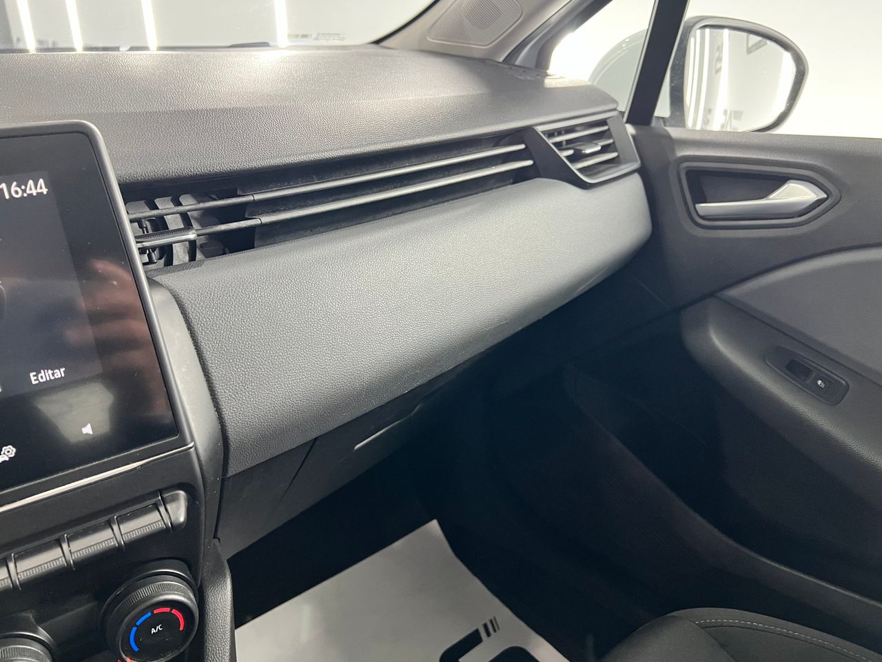 Imagen 103 del Renault Clio en Auto Select Edition, Figueres
