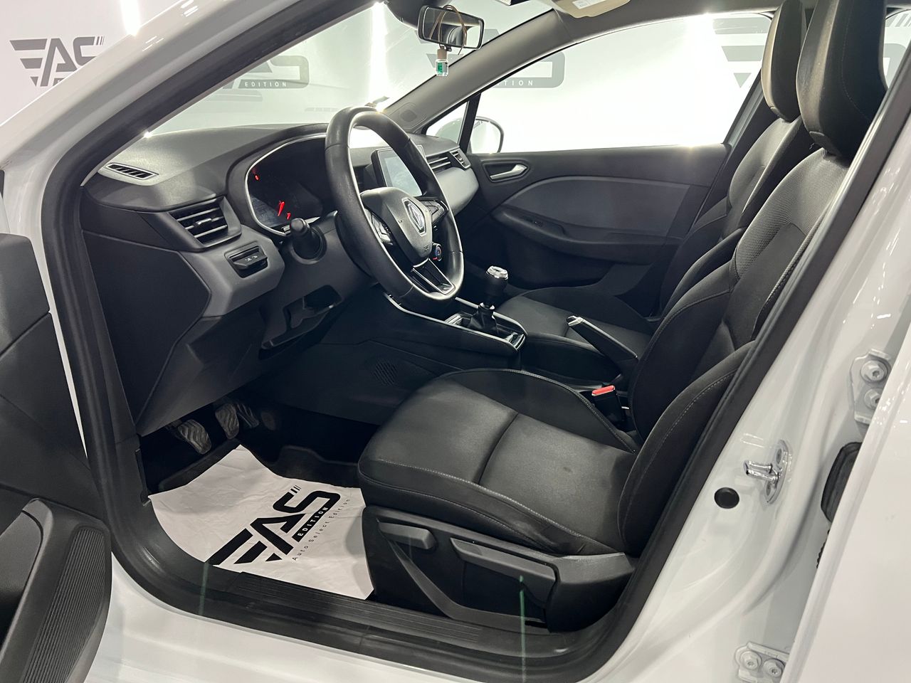 Imagen 89 del Renault Clio en Auto Select Edition, Figueres
