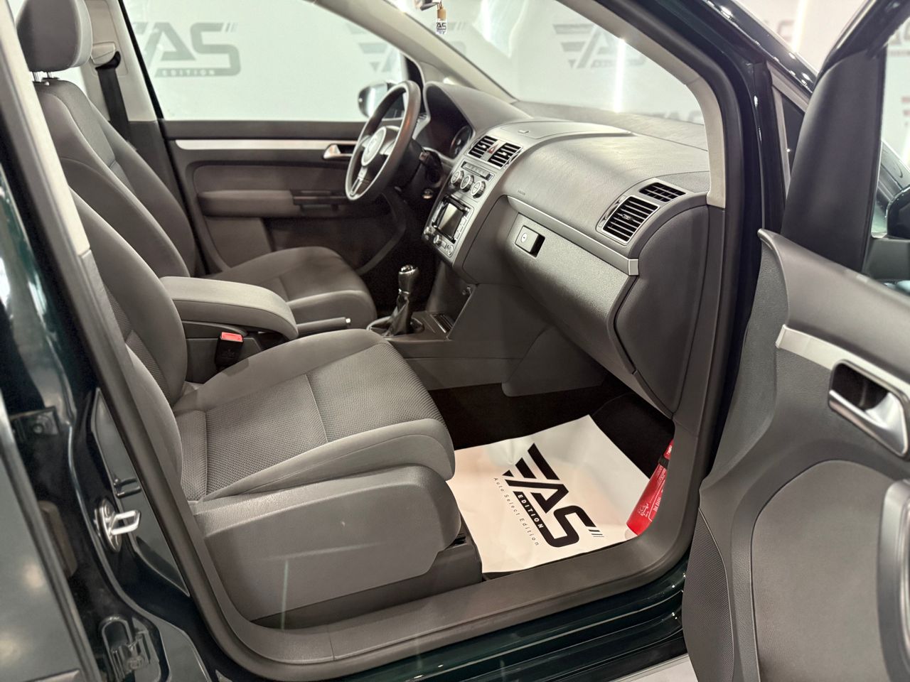 Imagen 106 del Volkswagen Touran en Auto Select Edition, Figueres