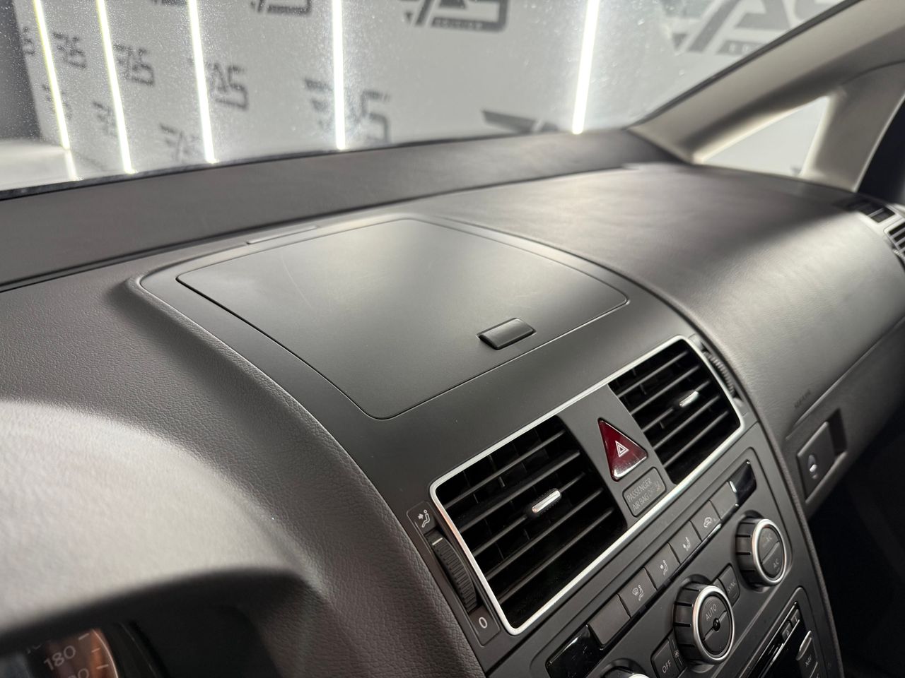 Imagen 97 del Volkswagen Touran en Auto Select Edition, Figueres