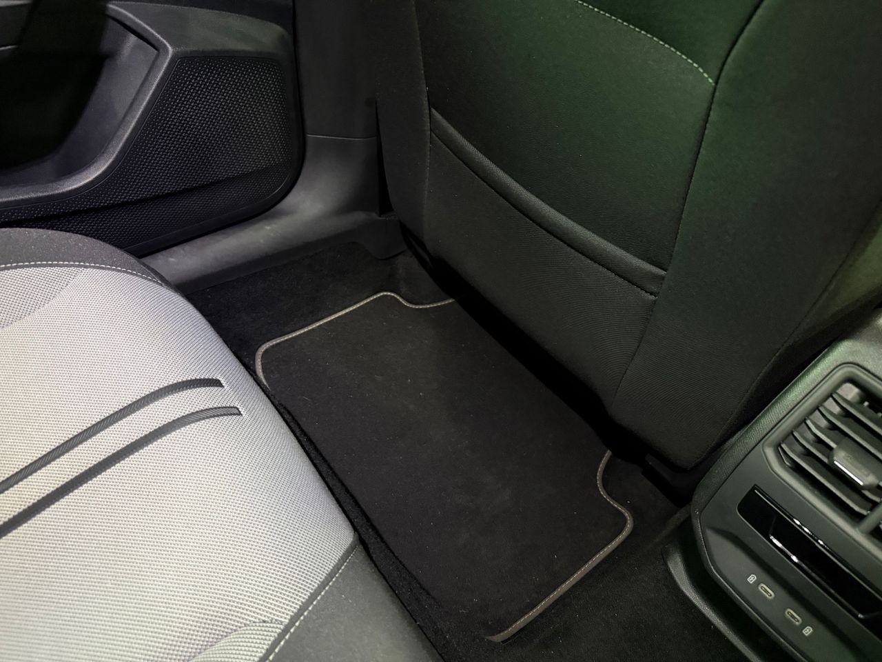 Imagen 208 del Seat Leon en Auto Select Edition, Figueres