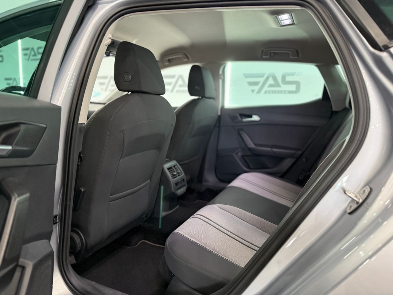 Imagen 107 del Seat Leon en Auto Select Edition, Figueres
