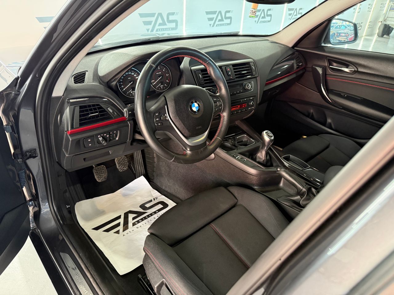 Imagen 121 del BMW Serie 1 en Auto Select Edition, Figueres