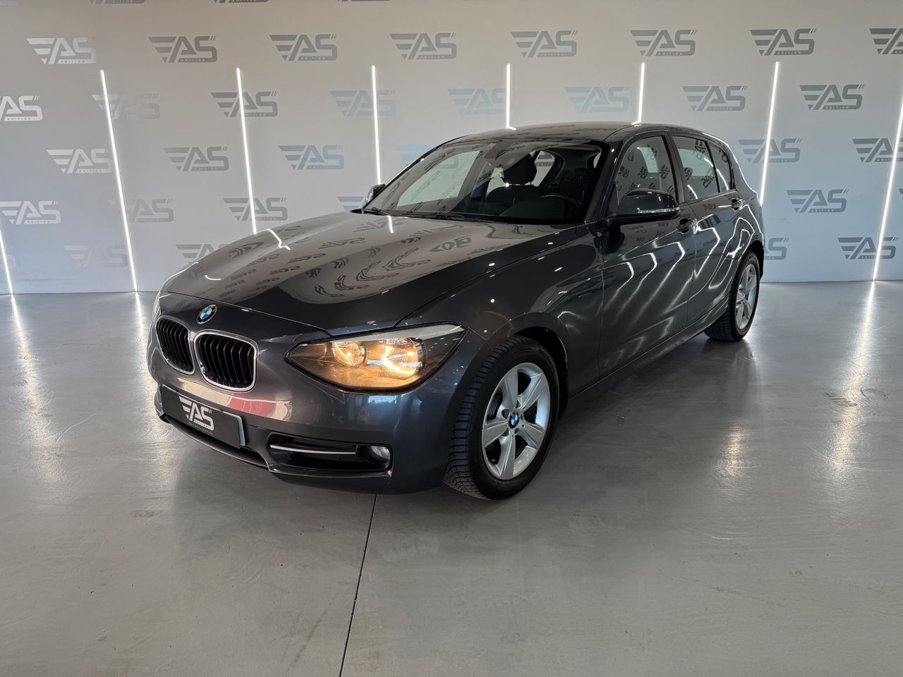 bmw serie 1 2012 /